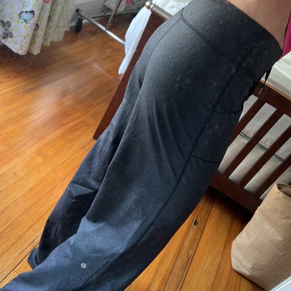 lululemon relaxed Be Still pant. - Picture 4 of 5